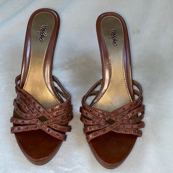 mossimo Brown High heel studded shoes - Picture 2 of 8